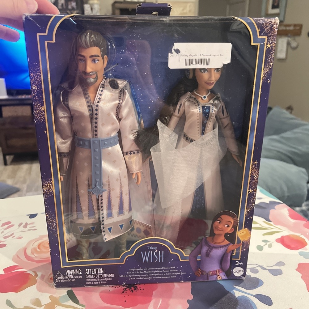 Disney Wish King Magnifico & Queen Amaya of Rosas Dolls Figures